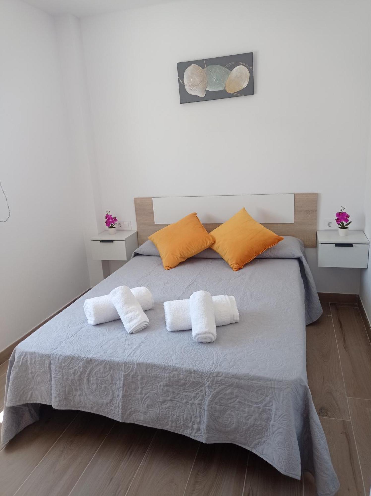 Casa Calderon Apartment โกนิล เด ลาฟรอนเตรา ภายนอก รูปภาพ